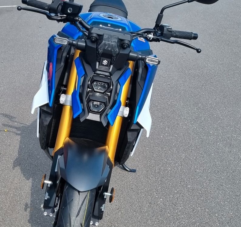 Zum Vergrößern bitte anklicken! Angebot Suzuki GSX-S1000