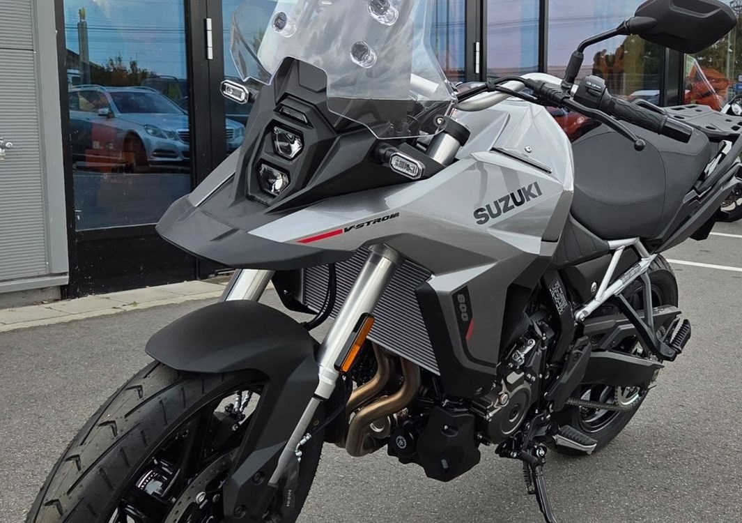 Zum Vergrößern bitte anklicken! Angebot Suzuki V-Strom 800