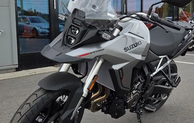 Suzuki V-Strom 800