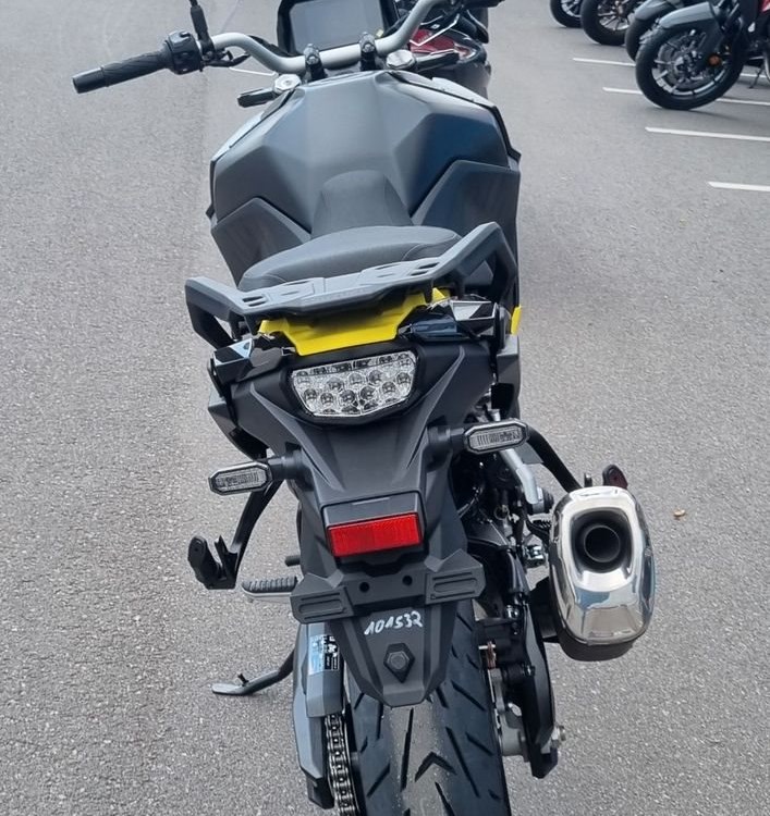Zum Vergrößern bitte anklicken! Angebot Suzuki V-Strom 800
