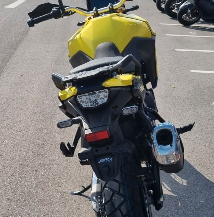 Zum Vergrößern bitte anklicken! Angebot Suzuki V-Strom 800DE