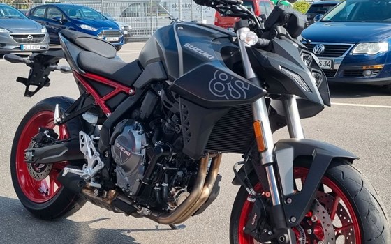 Neufahrzeug Suzuki GSX-8S - Bild 1