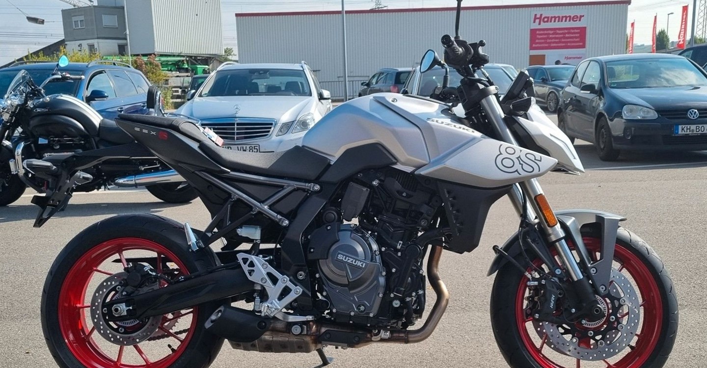 Zum Vergrößern bitte anklicken! Angebot Suzuki GSX-8S