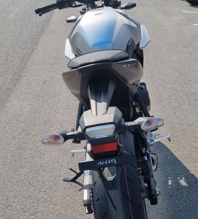 Zum Vergrößern bitte anklicken! Angebot Suzuki GSX-8S
