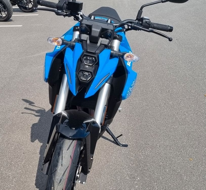 Zum Vergrößern bitte anklicken! Angebot Suzuki GSX-8S