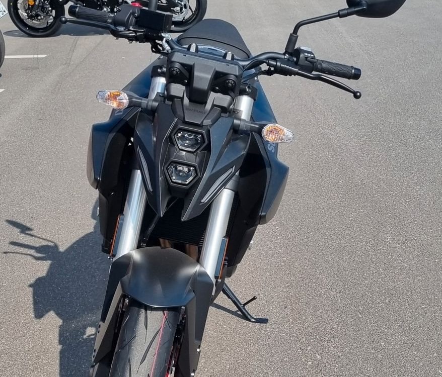 Zum Vergrößern bitte anklicken! Angebot Suzuki GSX-8S