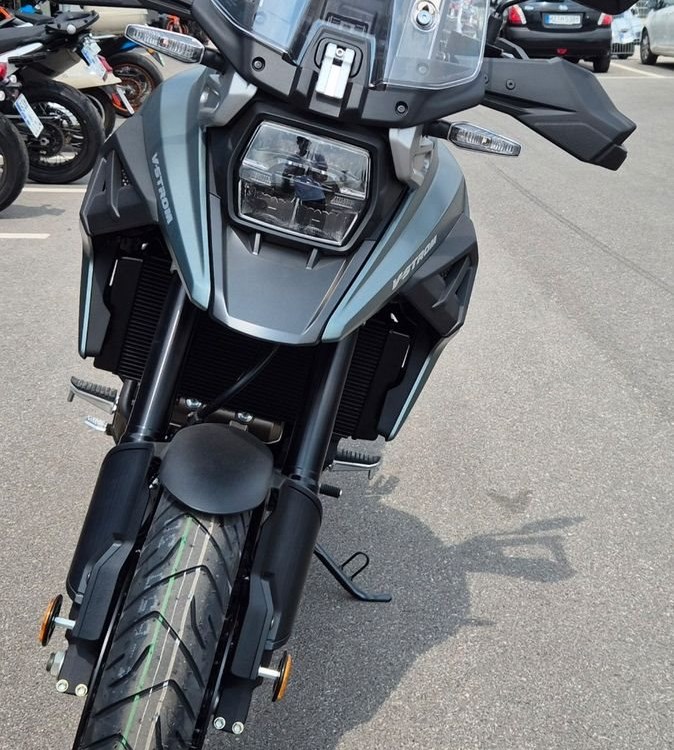 Zum Vergrößern bitte anklicken! Angebot Suzuki V-Strom 1050