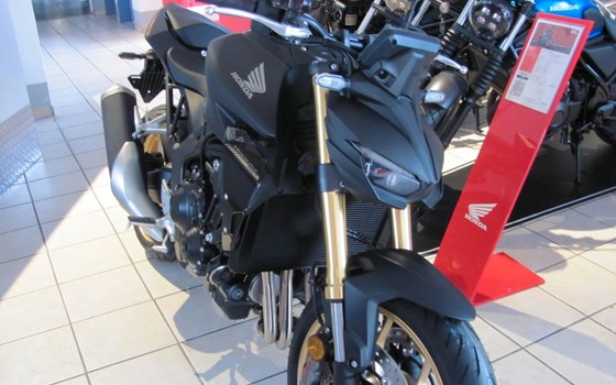 Gebrauchtmotorrad Honda CB1000 Hornet - Bild 2