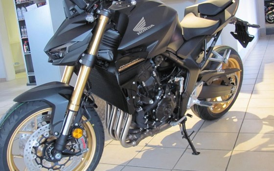 Gebrauchtmotorrad Honda CB1000 Hornet SP - Bild 8