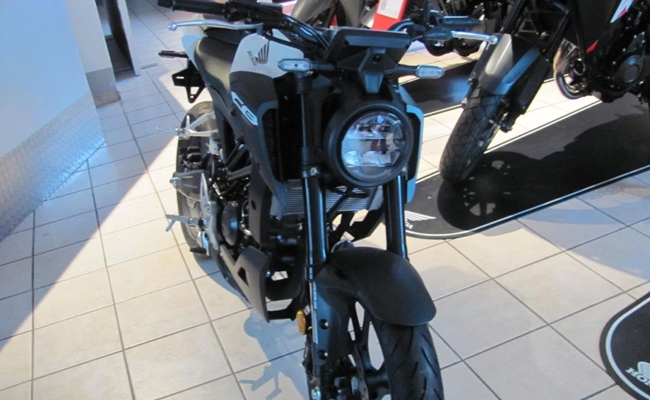 Angebot Honda CB125R Bild 3: Angebot Honda CB125R