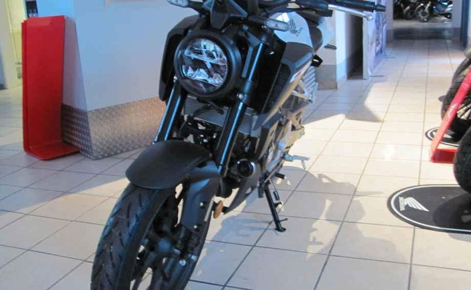 Angebot Honda CB125R Bild 4: Angebot Honda CB125R