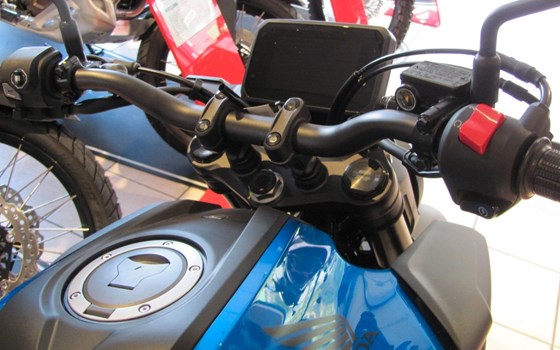 Neufahrzeug Honda CB125R - Bild 3