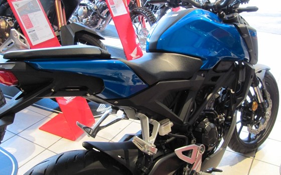 Neufahrzeug Honda CB125R - Bild 7