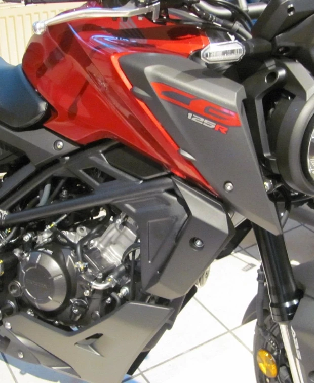 Honda CB125R