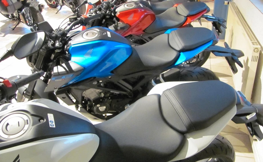 Angebot Honda CB125R Bild 8: Angebot Honda CB125R
