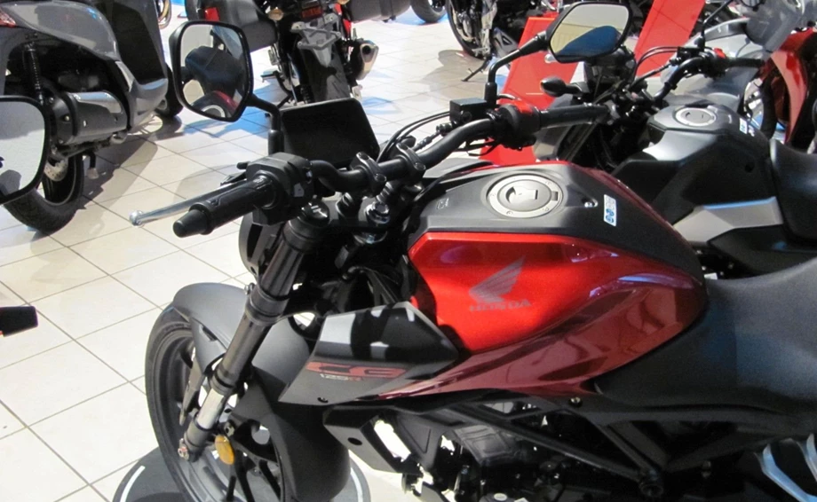 Angebot Honda CB125R Bild 9: Angebot Honda CB125R