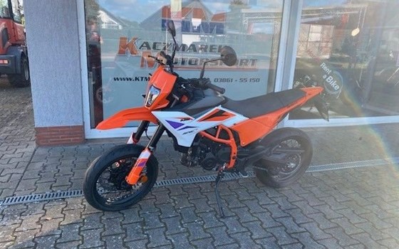 Neufahrzeug KTM 390 SMC R - Bild 1