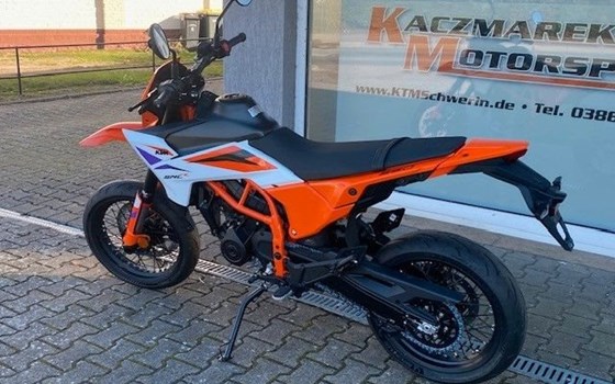 Neufahrzeug KTM 390 SMC R - Bild 3