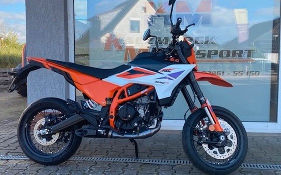 Neufahrzeug KTM 390 SMC R - Bild 7