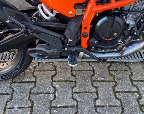 zum Vergrössern bitte anklicken!