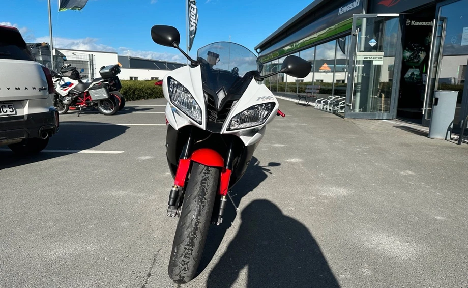 Angebot Yamaha YZF-R6R Bild 2: Angebot Yamaha YZF-R6R