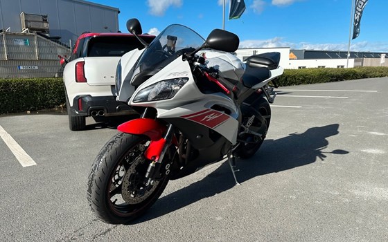 Gebrauchtmotorrad Yamaha YZF-R6R - Bild 3