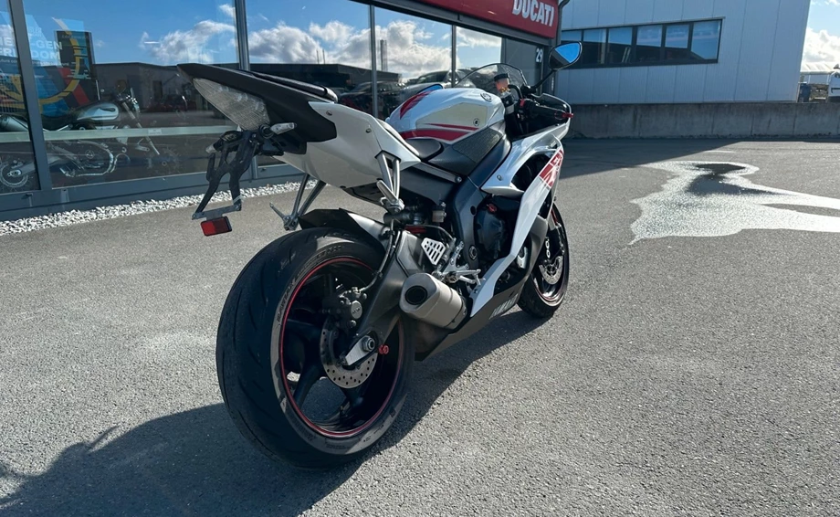 Angebot Yamaha YZF-R6R Bild 7: Angebot Yamaha YZF-R6R