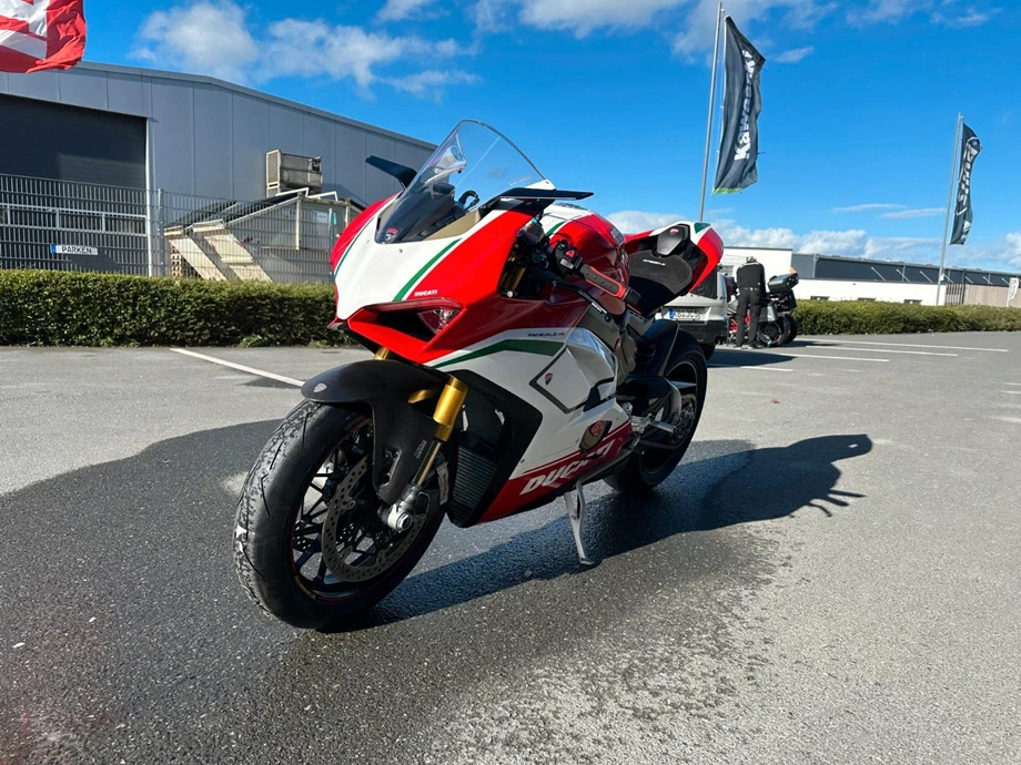 Angebot Ducati Panigale V4 Speciale Bild 3: Angebot Ducati Panigale V4 Speciale