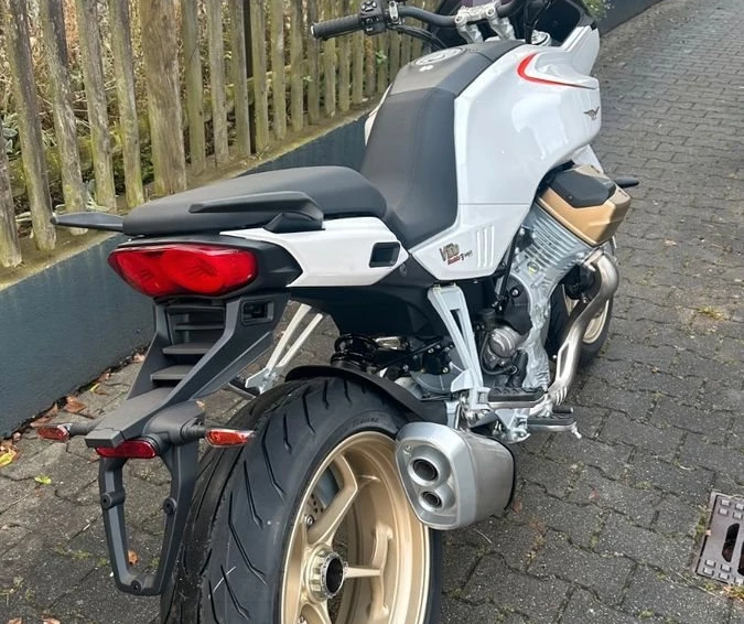 Angebot Moto Guzzi V100 Mandello Bild 2: Angebot Moto Guzzi V100 Mandello