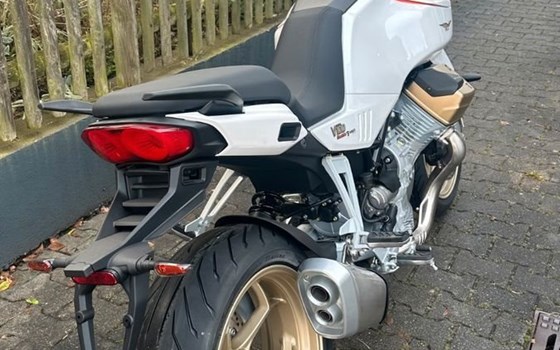 Neufahrzeug Moto Guzzi V100 Mandello - Bild 2