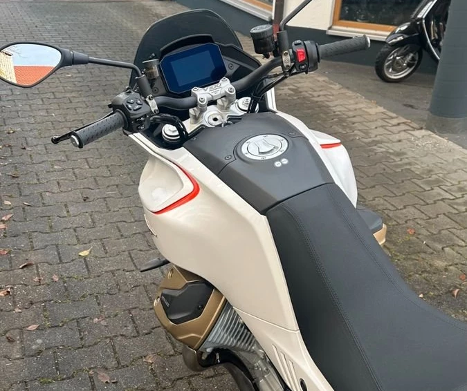 Angebot Moto Guzzi V100 Mandello Bild 4: Angebot Moto Guzzi V100 Mandello