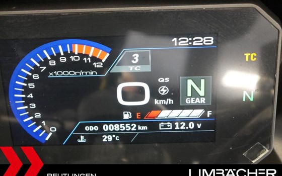 Gebrauchtmotorrad Suzuki GSX-8R - Bild 7