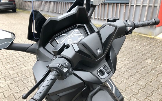 Neufahrzeug Honda Forza 125 - Bild 7