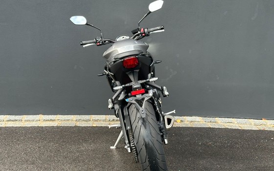 Gebrauchtmotorrad Triumph Street Triple 765 R - Bild 11