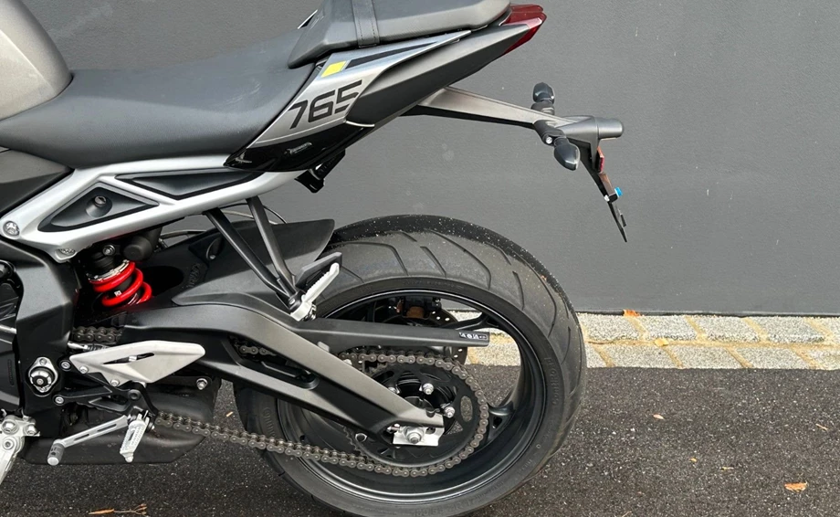 Angebot Triumph Street Triple 765 R Bild 17: Angebot Triumph Street Triple 765 R