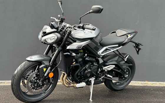 Gebrauchtmotorrad Triumph Street Triple 765 R - Bild 2