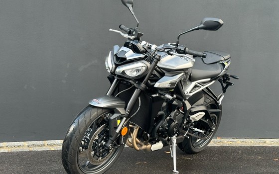 Gebrauchtmotorrad Triumph Street Triple 765 R - Bild 21