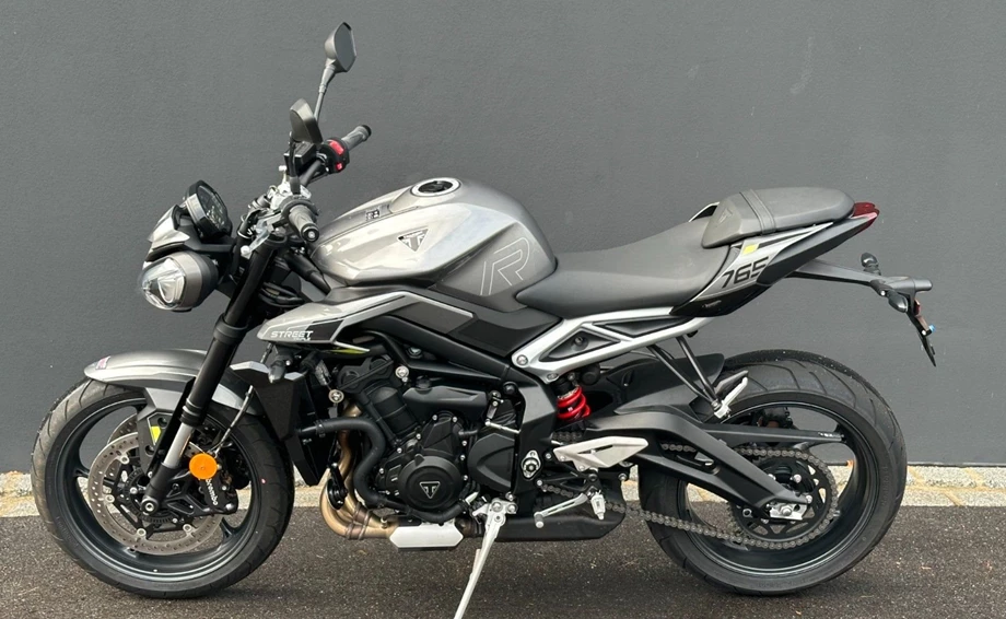 Angebot Triumph Street Triple 765 R Bild 25: Angebot Triumph Street Triple 765 R