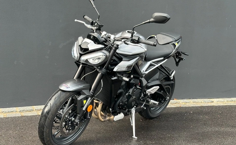 Angebot Triumph Street Triple 765 R Bild 26: Angebot Triumph Street Triple 765 R