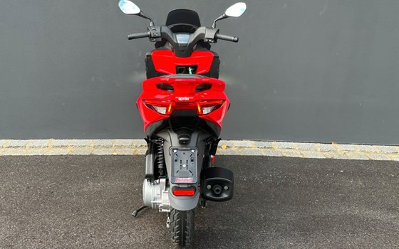 Gebrauchtmotorrad Aprilia SXR 50 - Bild 11