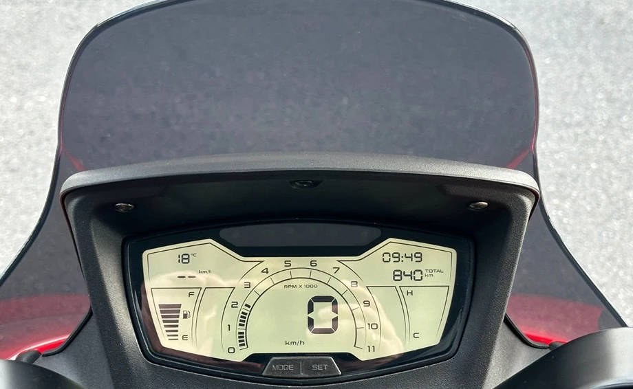 Angebot Aprilia SXR 50 Bild 14: Angebot Aprilia SXR 50