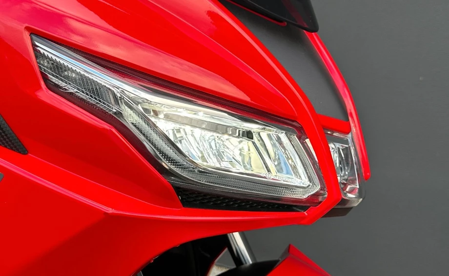 Angebot Aprilia SXR 50 Bild 16: Angebot Aprilia SXR 50