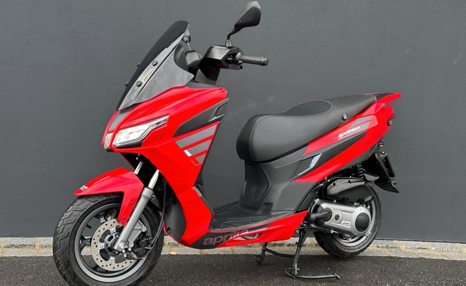 Angebot Aprilia SXR 50 Bild 2: Angebot Aprilia SXR 50