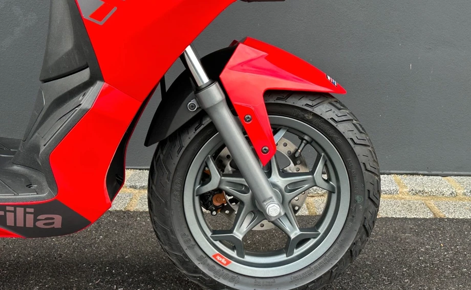 Angebot Aprilia SXR 50 Bild 25: Angebot Aprilia SXR 50