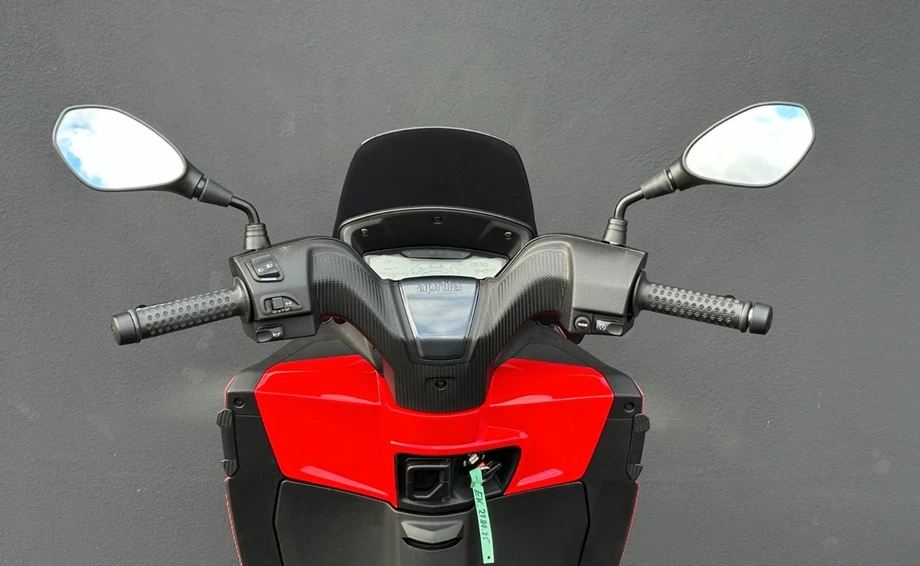 Angebot Aprilia SXR 50 Bild 29: Angebot Aprilia SXR 50