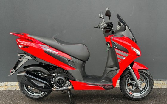 Gebrauchtmotorrad Aprilia SXR 50 - Bild 6