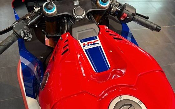 Neufahrzeug Honda CBR1000RR-R Fireblade SP - Bild 10