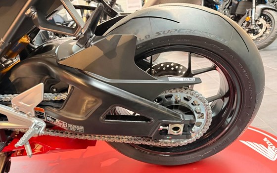 Neufahrzeug Honda CBR1000RR-R Fireblade SP - Bild 9