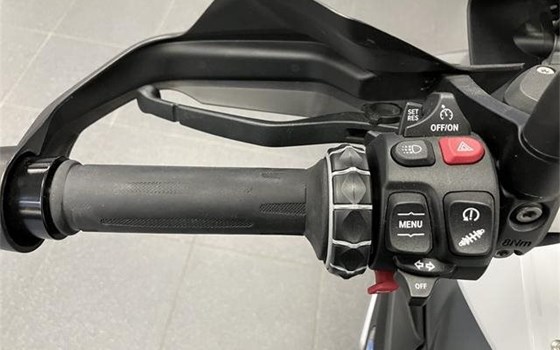 Gebrauchtmotorrad BMW R 1250 GS - Bild 9