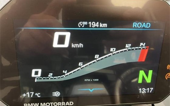 Gebrauchtmotorrad BMW M 1000 R - Bild 7 Gebrauchtmotorrad BMW M 1000 R - Bild 7